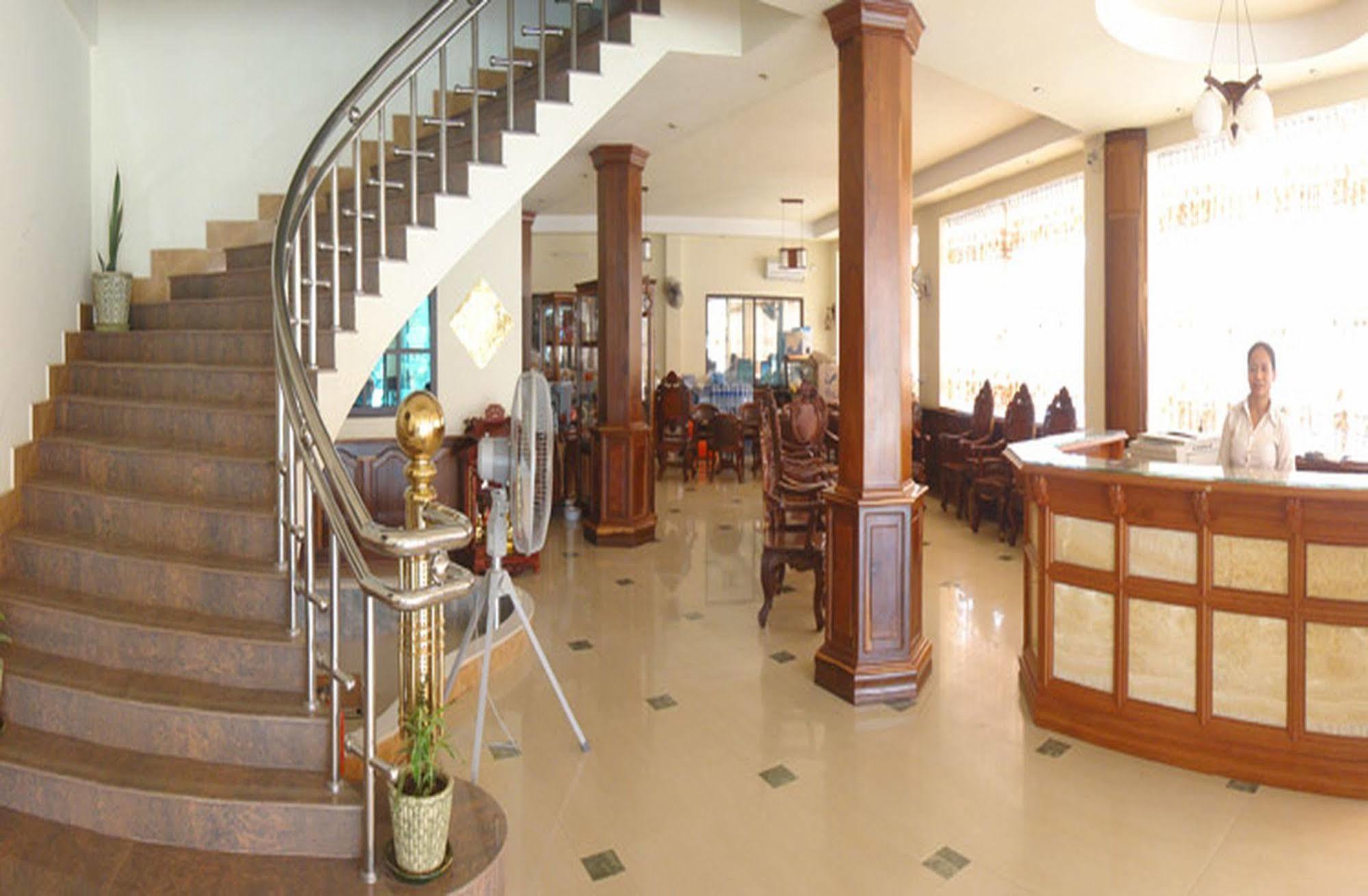Asia Hotel Баттамбанг Экстерьер фото